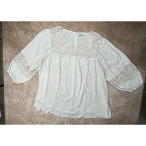 C. EST 1946 Short Sleeve Top Blouse Womens Size 22/24W Creme Lace Detail Keyhole